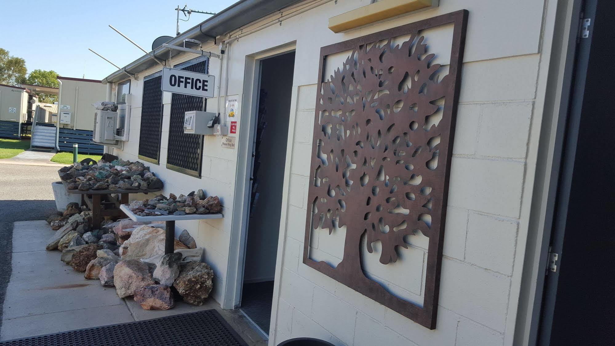 Leichhardt Accommodation Mount Isa Εξωτερικό φωτογραφία